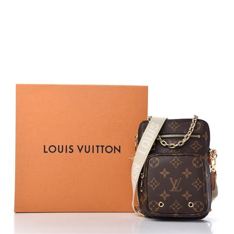 LOUIS VUITTON Monogram Utility Phone Sleeve 